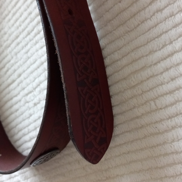 LEE RIVER Belt 8134 Buckle Belt Celtic Design Brown Leather SZ 28 (S) Ireland - Picture 3 of 9